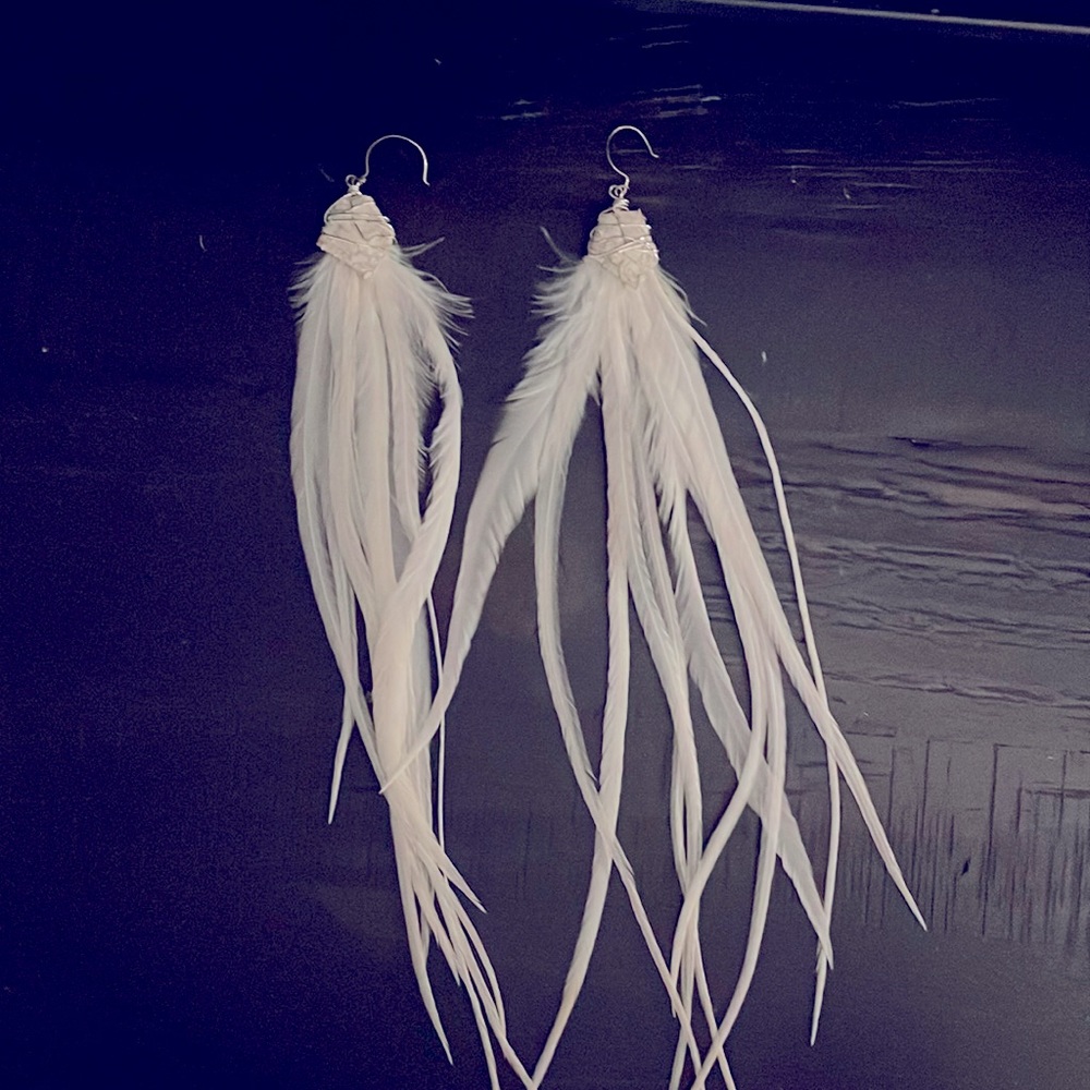 White feather earrings